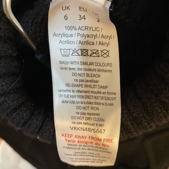 Funky Turtleneck Sweater-vest, Size 6 - Picture 2 of 3